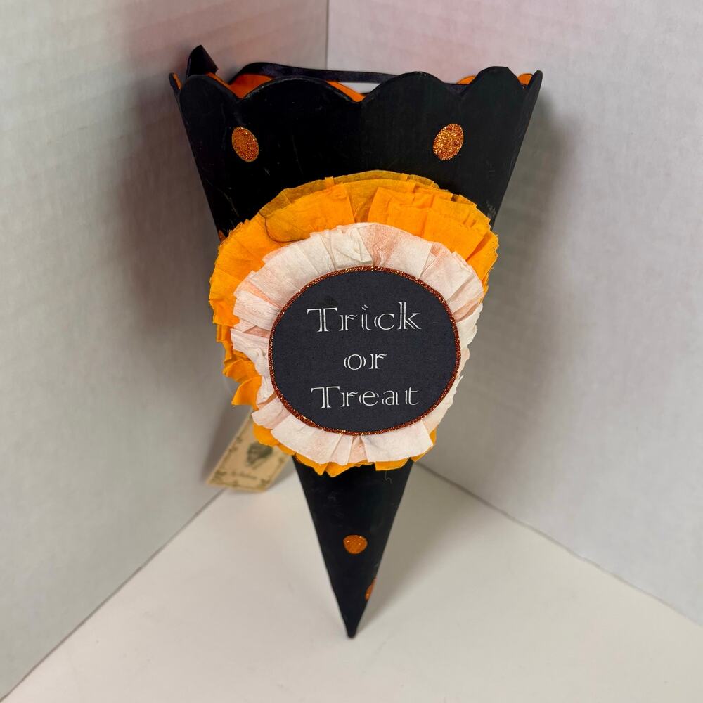 Bethany Lowe Halloween Retired Tussie Mussie Candy Cone Trick or Treat - Picture 9 of 9